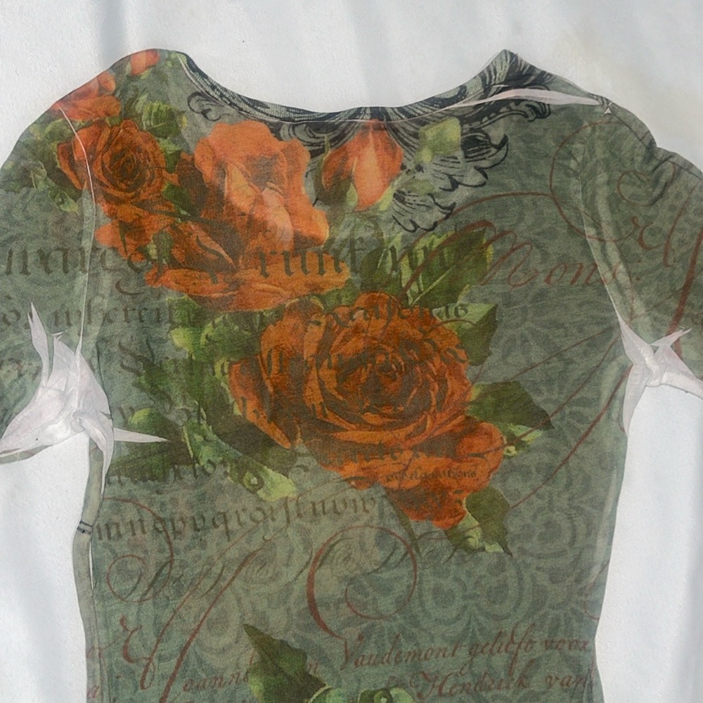 New Guess Tattoo Long Sleeve Thin Embellished Rose Bird Shirt M - Picture 7 of 10